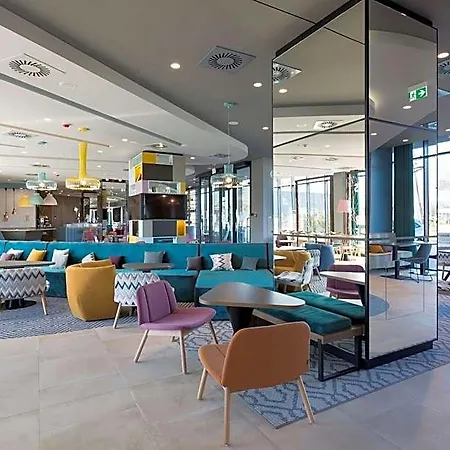 Hampton By Hilton Krakow Airport Hotel 3*