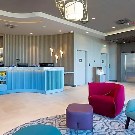 Hotel Hampton By Hilton Krakow Airport