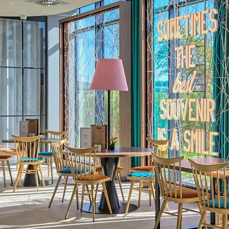 Отель Hampton By Hilton Krakow Airport Балице