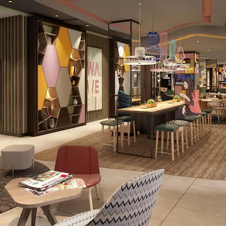 Готель Hampton By Hilton Krakow Airport 3*