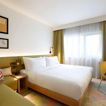 Готель Hampton By Hilton Krakow Airport