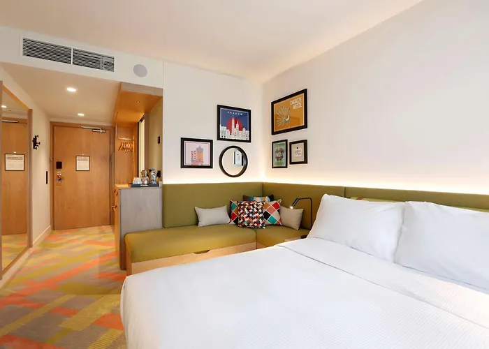 Hotel Hampton By Hilton Krakow Airport 3*